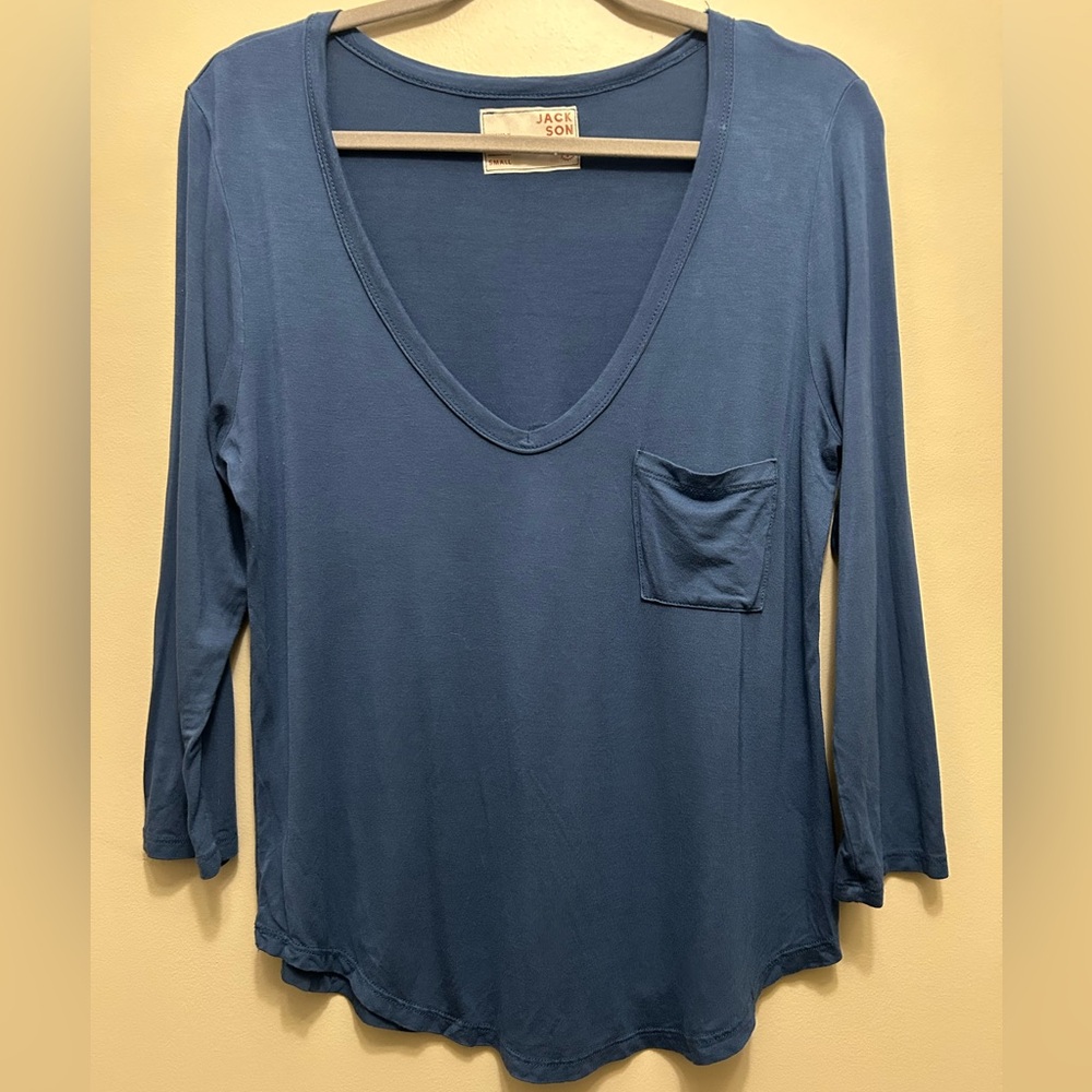 Jackson Rowe Tops - Picture 2 of 2